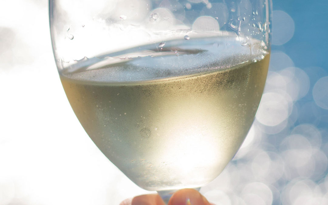 Choose the Best White Wine for You! -AD